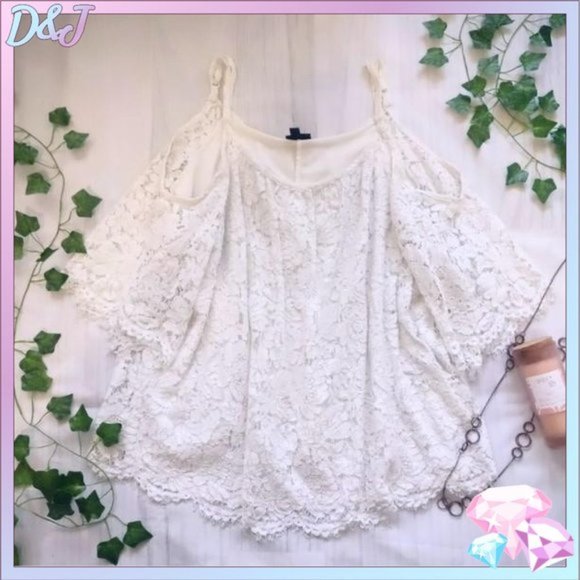 torrid Tops - 💎✨ Cold Shoulder Lace Top